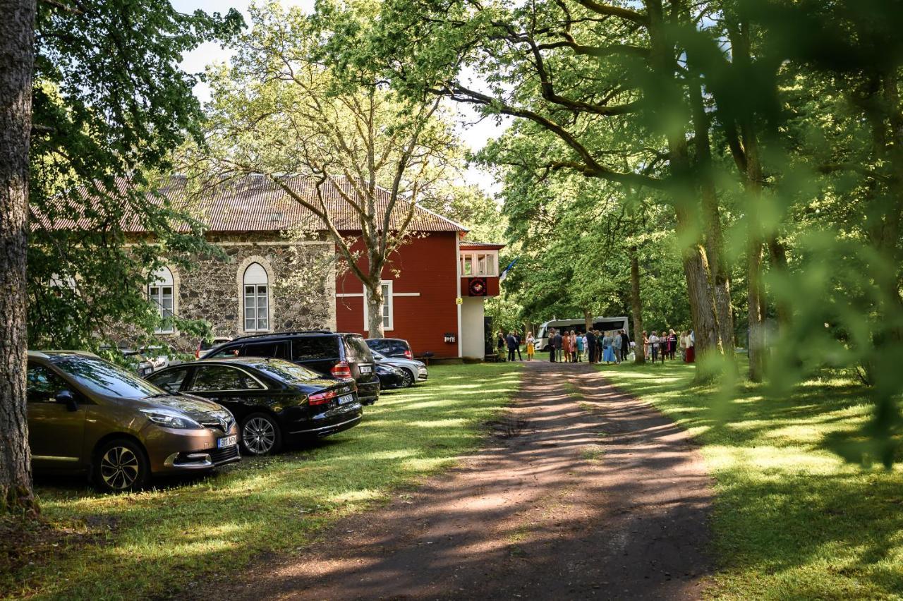 Uki Puhkekuela Pärnu