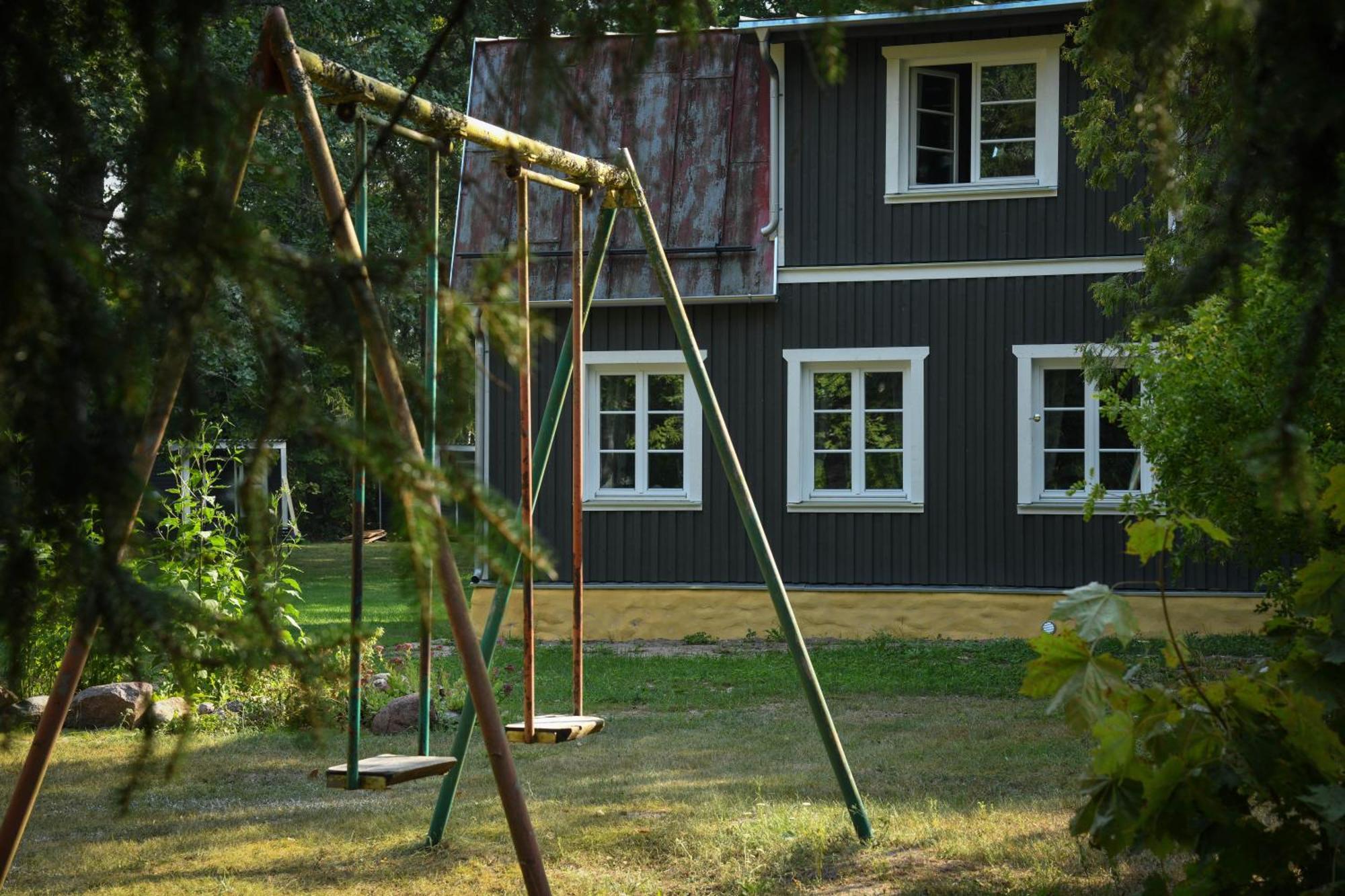 Uki Puhkekuela * Pärnu